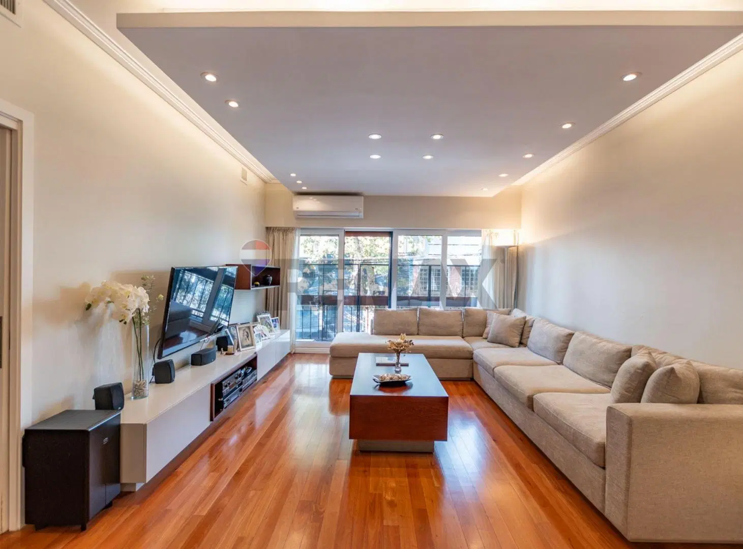 Venta P Chacabuco PH/casa 9 amb, Cochera, Terraza 3
