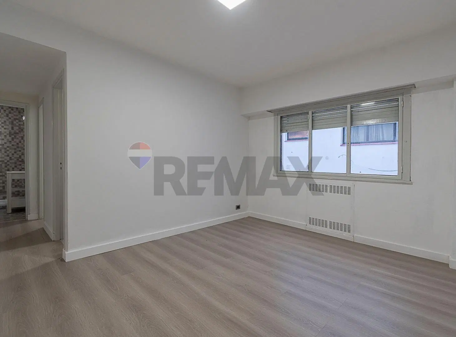 Depto en Venta 2 Ambientes Monserrat 2do Escalera 2