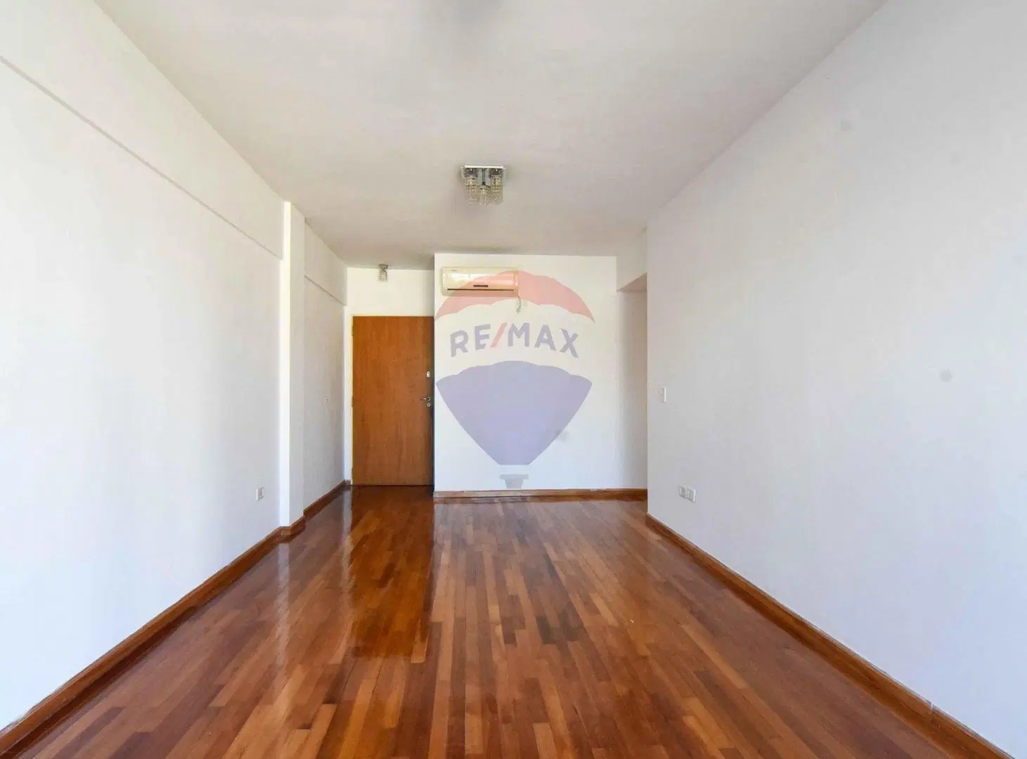 VENTA EXCLUSIVO SEMI PISO DE 3 AMBIENTES CABALLITO 4