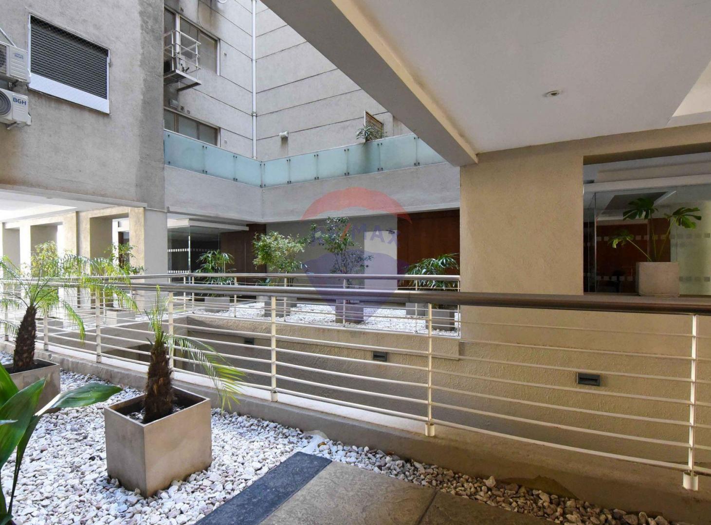 VENTA EXCLUSIVO SEMI PISO DE 3 AMBIENTES CABALLITO