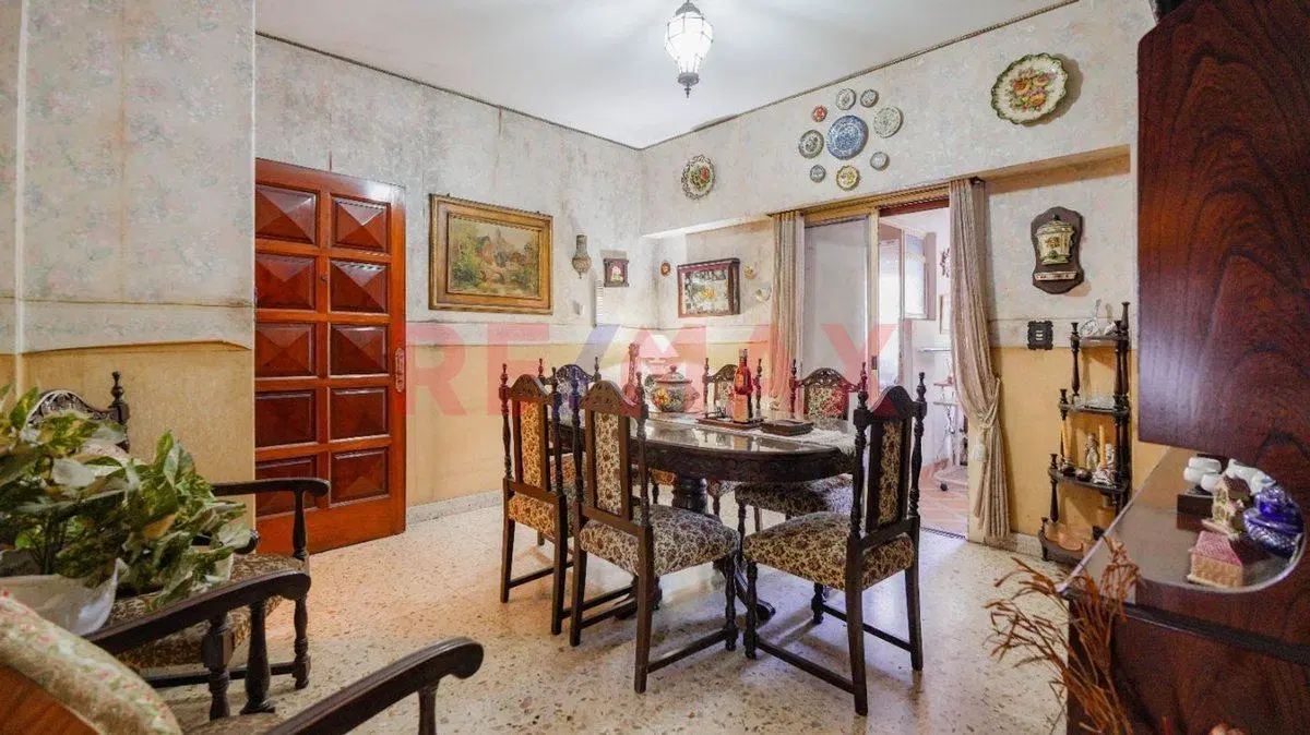 VENTA CASA EN PALERMO. COCHERA, PATIO, QUINCHO 5
