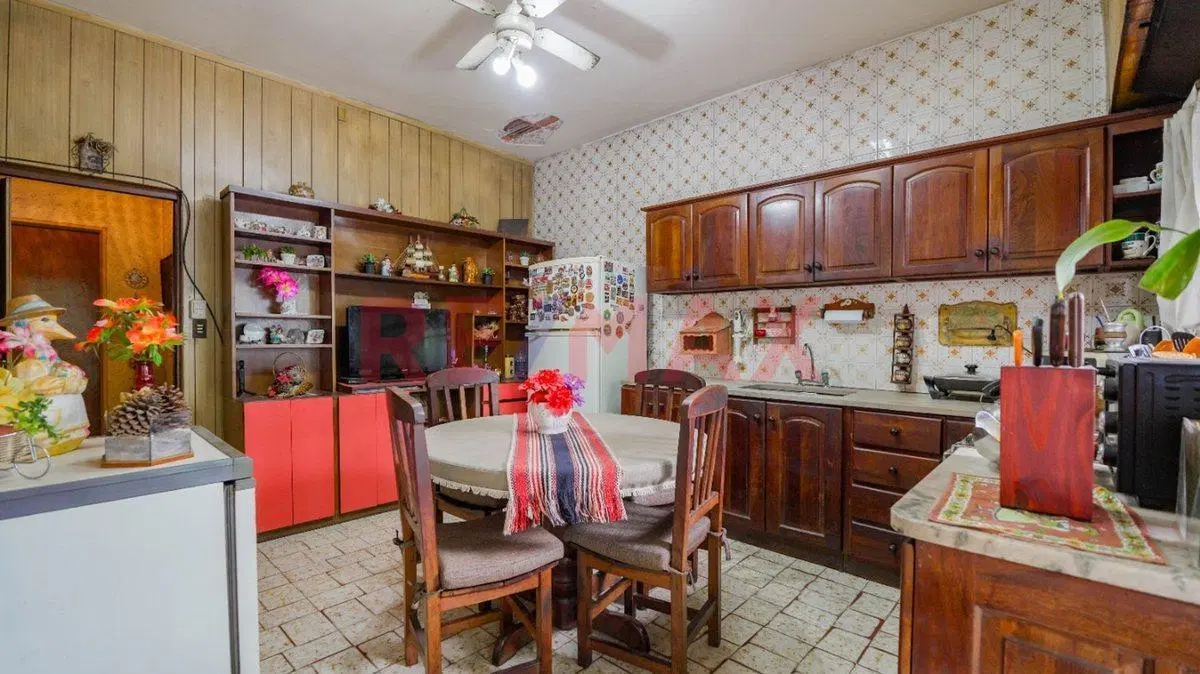 VENTA CASA EN PALERMO. COCHERA, PATIO, QUINCHO 4