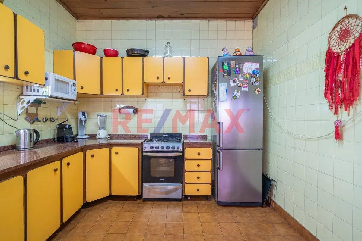 VENTA CASA 6 AMB C/QUINCHO y PILETA -Villa Adelina 5