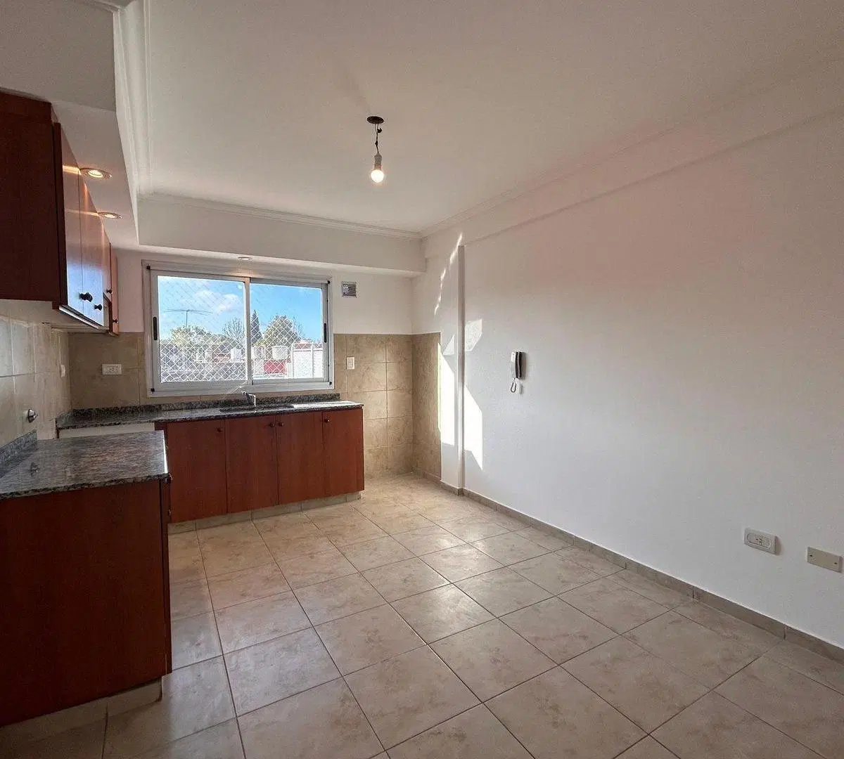 VENTA PH 3 AMB y 1 AMB EN TERRAZA  BANFIELD A cred 8