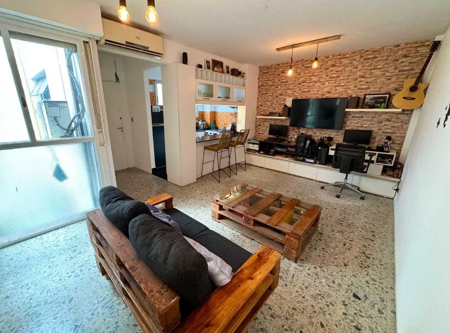 DEPTO VENTA 2 AMB BARRACAS 4