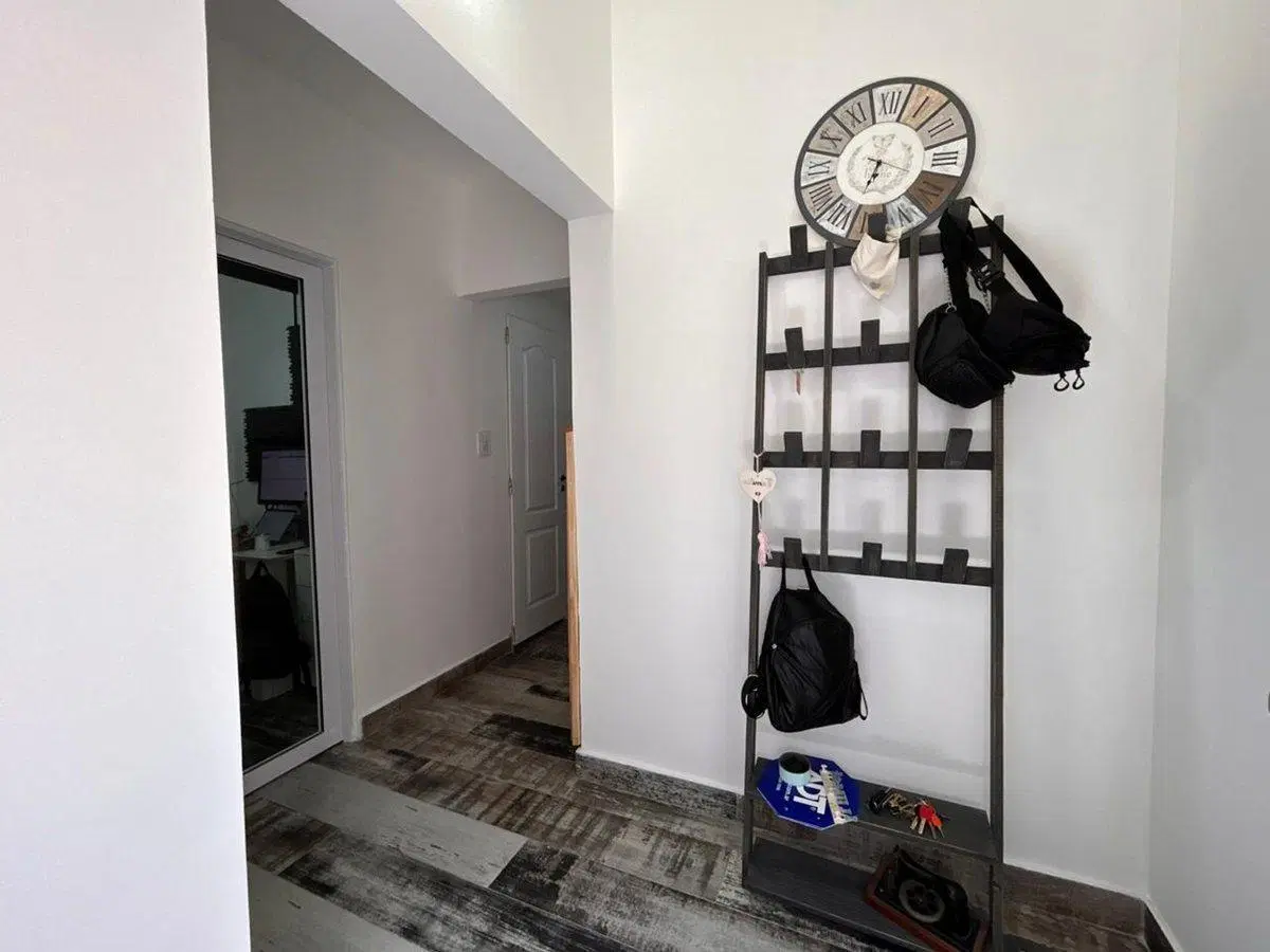 Venta casa 4 amb Lanús reciclada  Jardín piscina 5