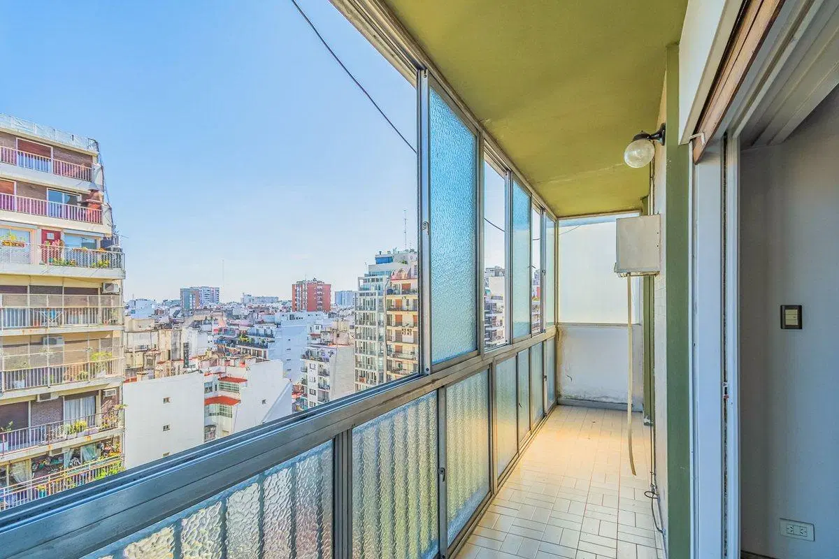 VENTA DEPTO  3 AMB  RECOLETA COCHERA BALCON DEPEND 5