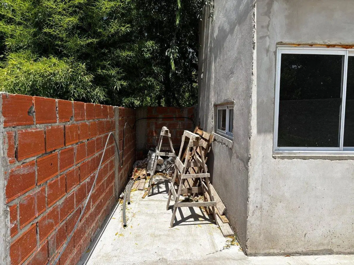 VENTA Casa A TERMINAR - Virrey del Pino 4