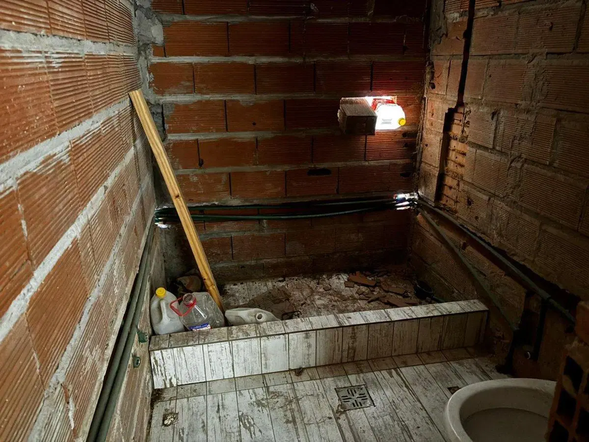 VENTA Casa A TERMINAR - Virrey del Pino 5