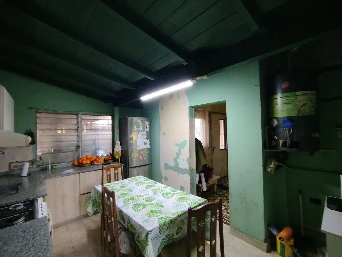CASA  4 AMB.COCHERA  ALDO BONZI AMPLIO JARDIN 2
