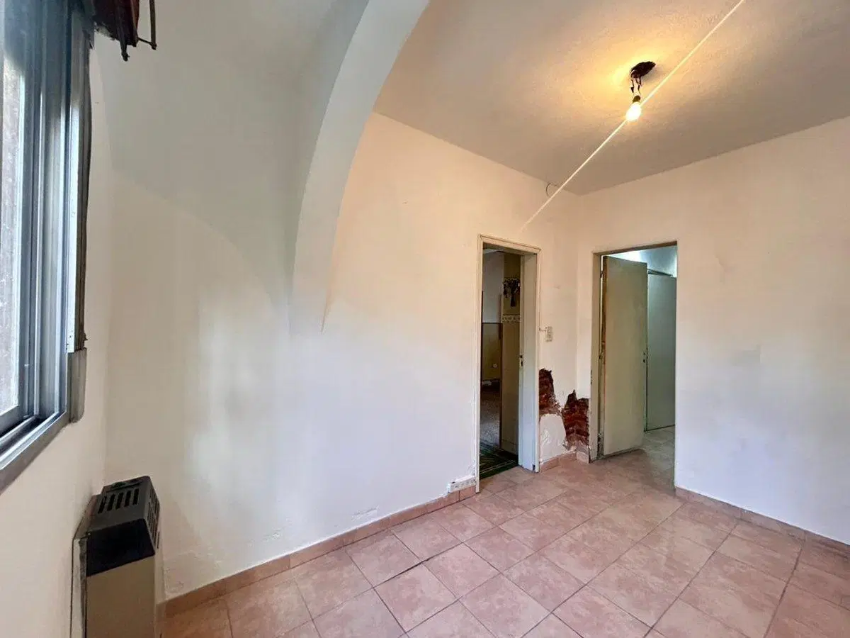 CASA PARA DOS FAMILIAS O VIVIENDA Y RENTA LANÚS O 4