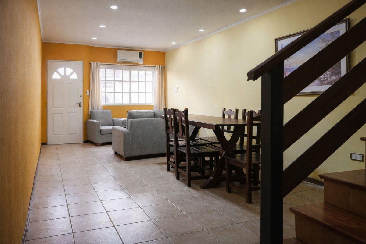 Foto de VENTA PH 3 AMB. C/ JARDÍN Y COCHERA .LANÚS.PERMUTA, imagen 4