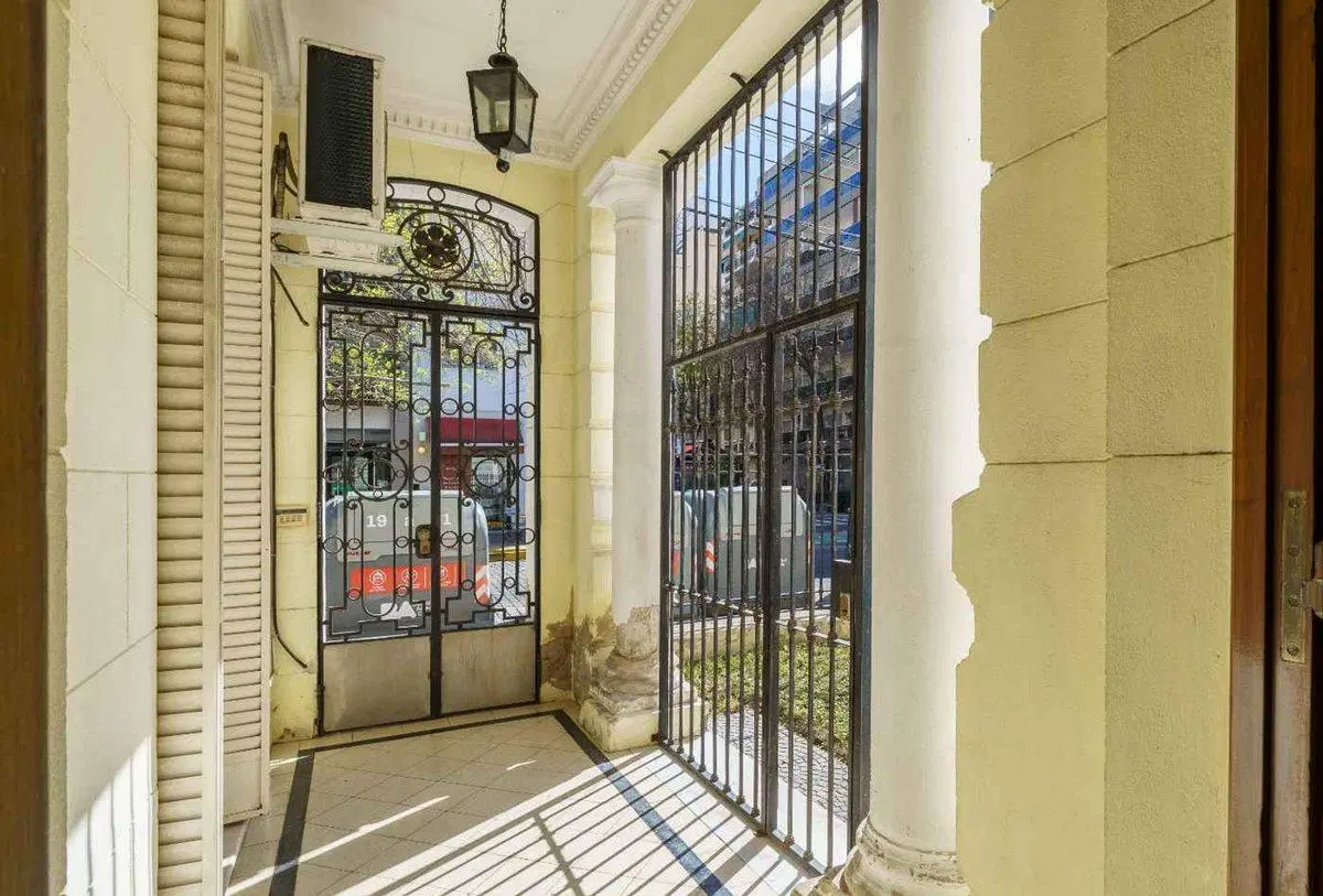 Casa 9 ambientes con Cochera 3