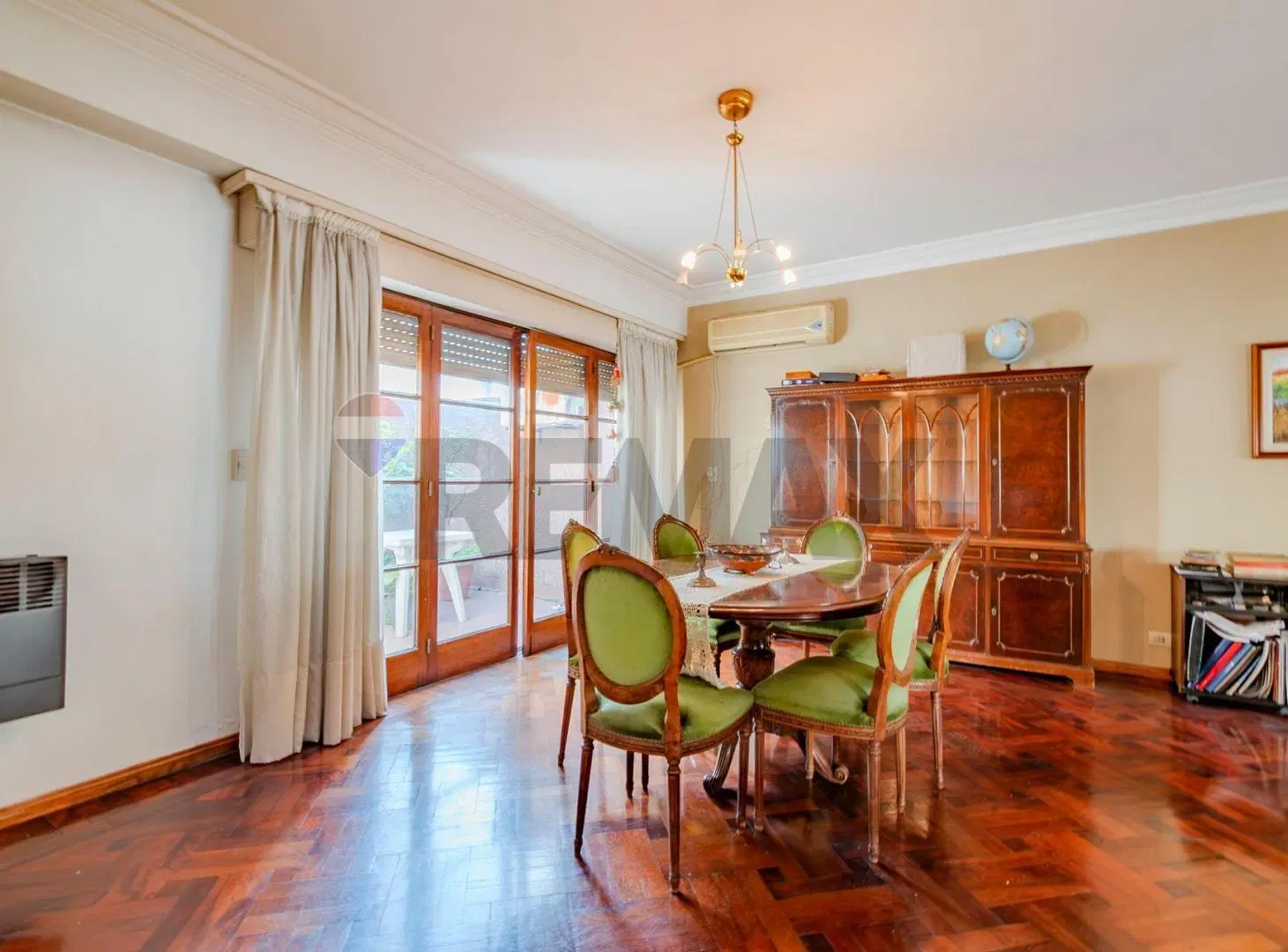 VENTA PH DE 4 AMB CON TERRAZA Y PATIO MONTE CASTRO 2