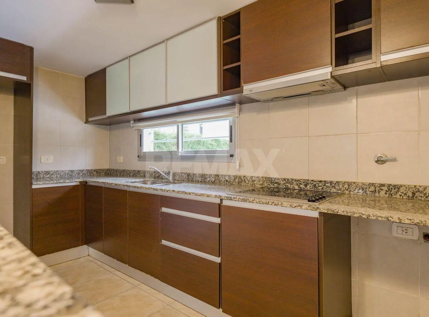 VENTA CASA 4 AMB BAMBU VILLAGE CANNING PILETA 8
