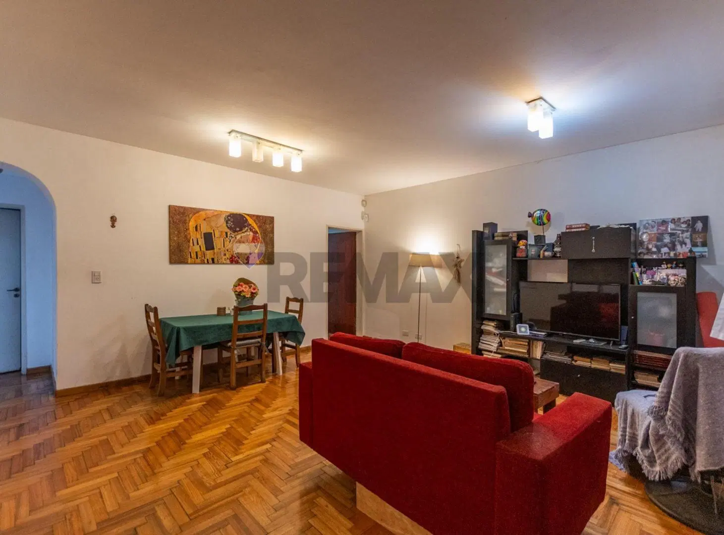 OPORTUNIDAD CASA 4 AMB DEVOTO C/ PILETA Y JARDIN 2
