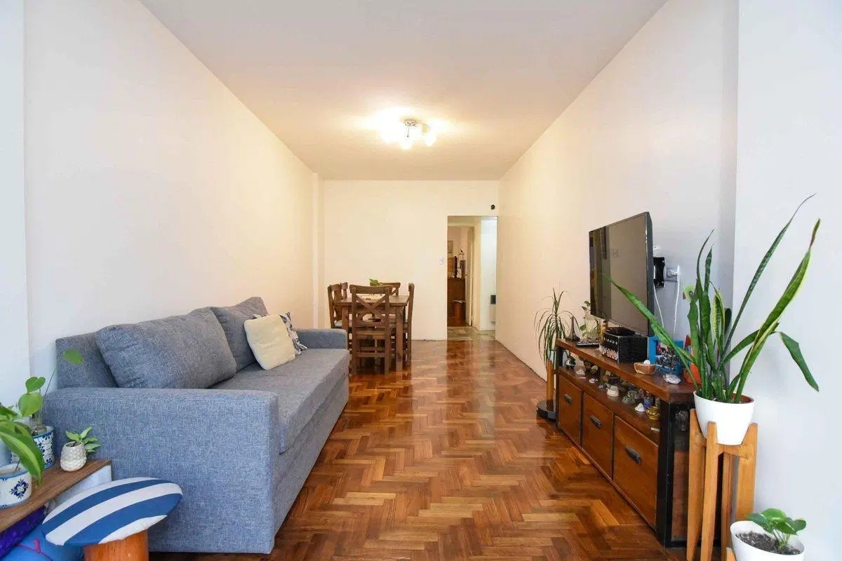 VENTA - Departamento 2 ambientes con patio Coghlan 2