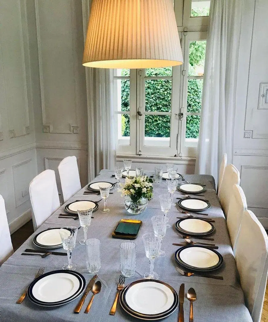 VENTA Exclusiva Casa de Categoría en Adrogué 3