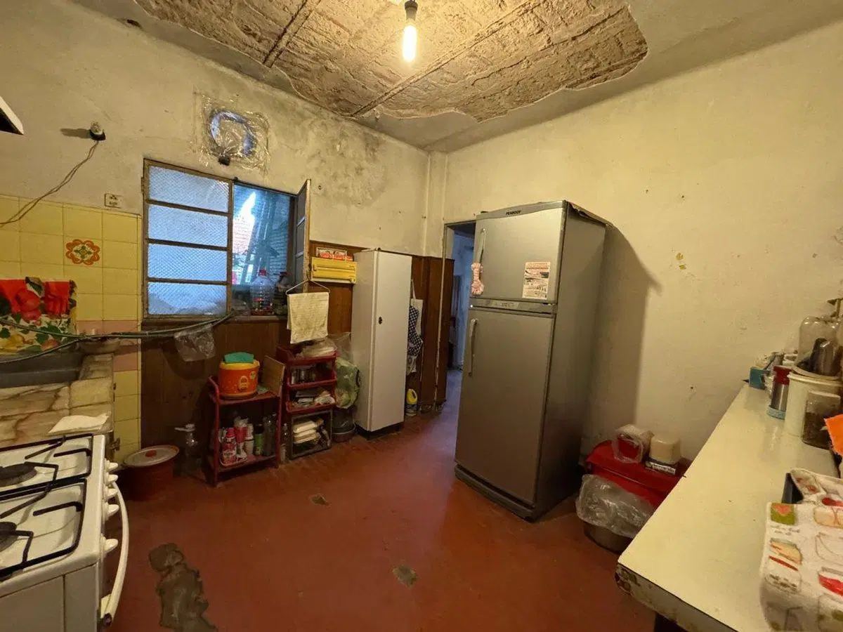CASA LOTE PROPIO SAN MARTIN A RECICLAR 4