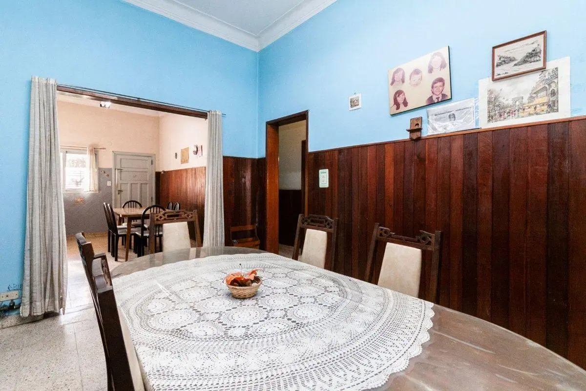 Oportunidad: casa con terraza y amplio patio 8