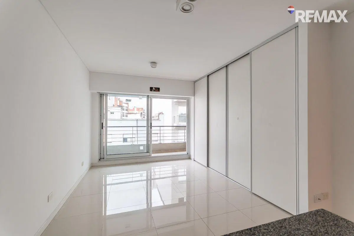 VENTA MONOAMBIENTE LUMINOSO CON AMENITIES 3