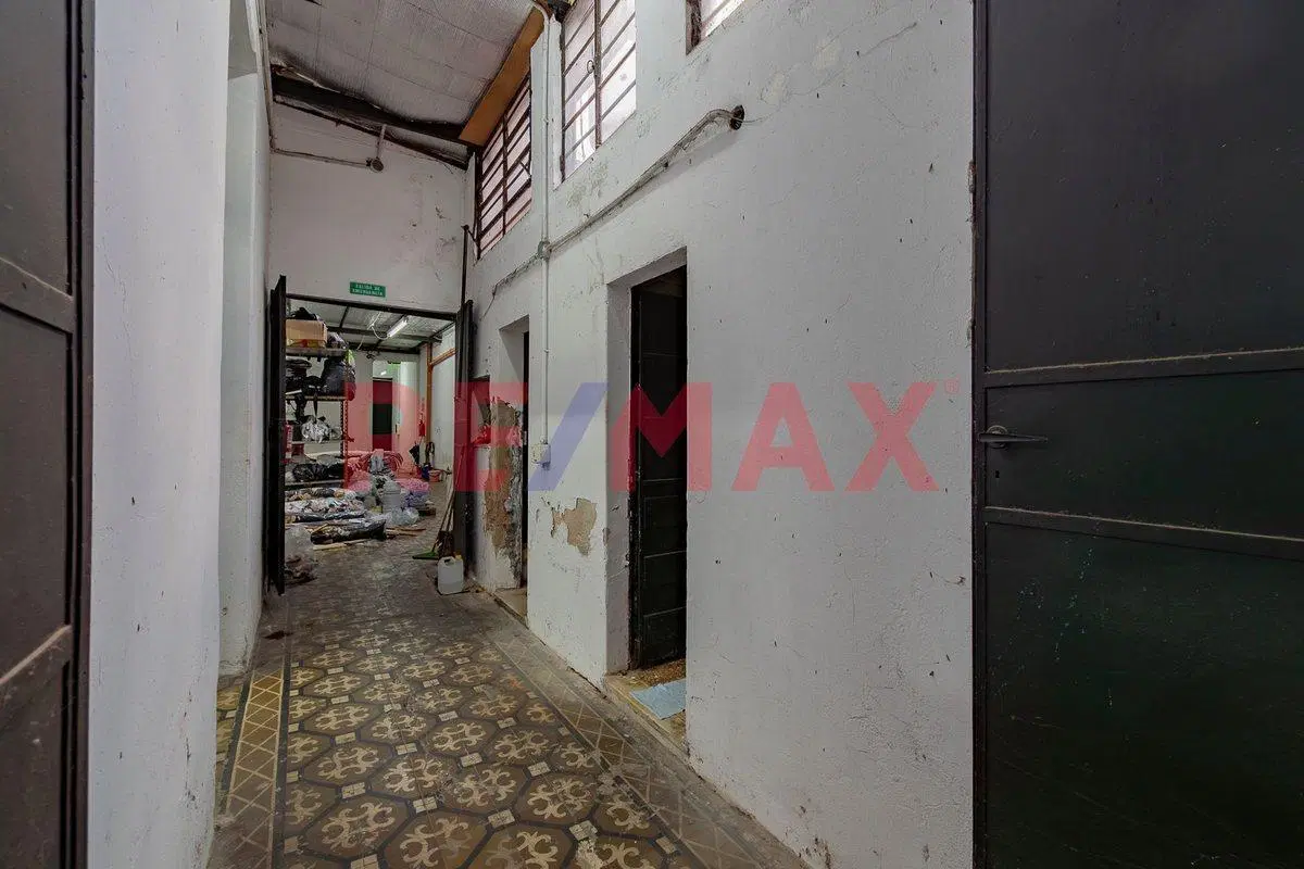 VENTA DEPOSITO EN SANTA RITA 4