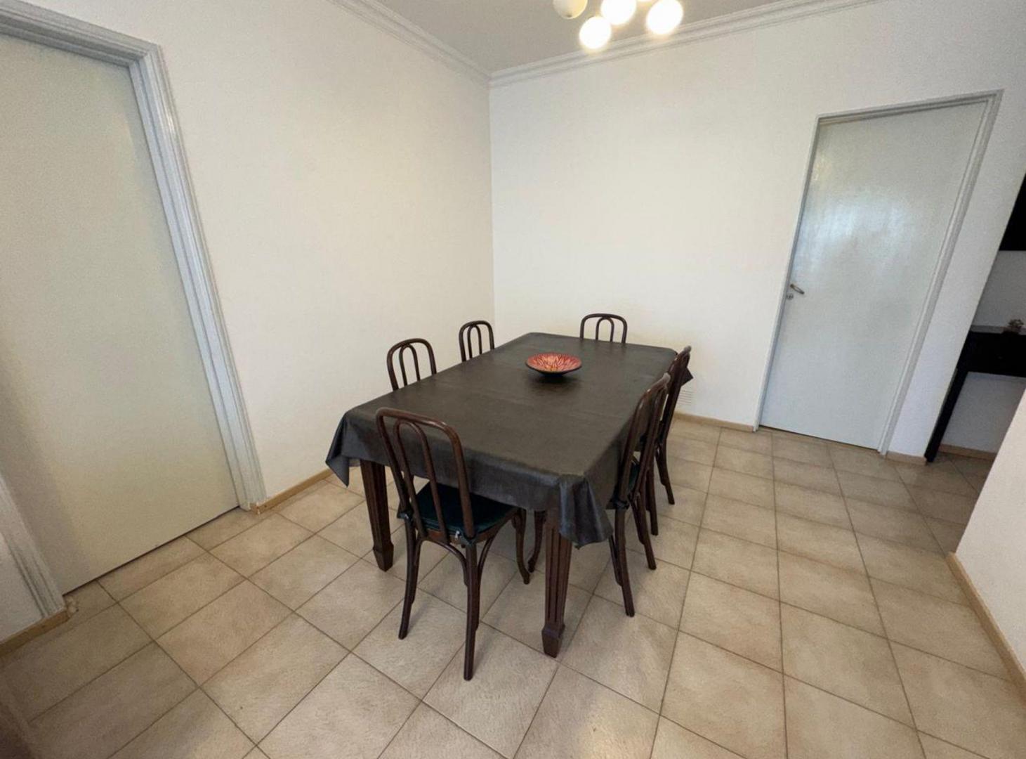 Foto de VENTA DEPARTAMENTO 3 AMBIENTES EN MONTECASTRO, imagen 3