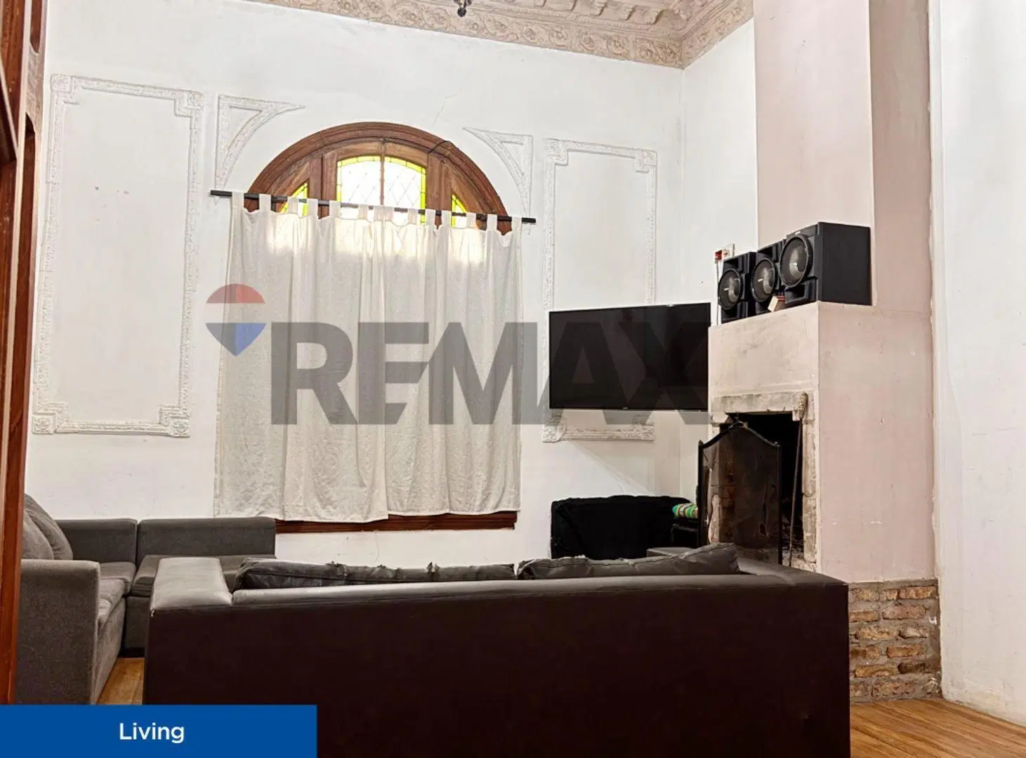 Casa en Venta 4 Dorm, cochera, jardín y terraza 8