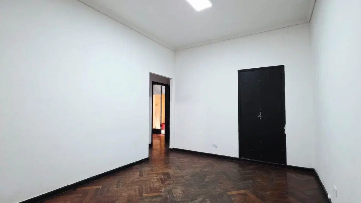 VENTA DEP 3 AMB CON 2 PATIOS A RECICLAR CHACARITA 4