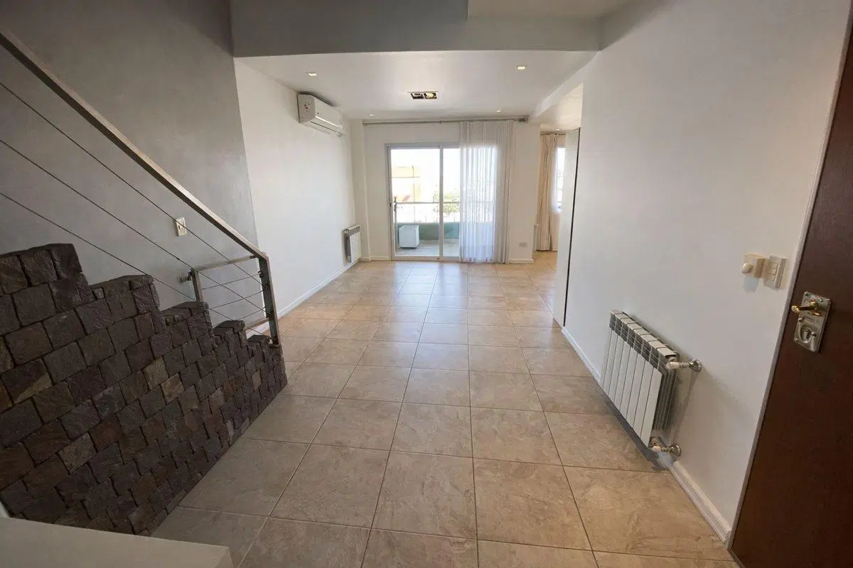 Penthouse 6 amb c/2 coch en Lanús Oeste 3