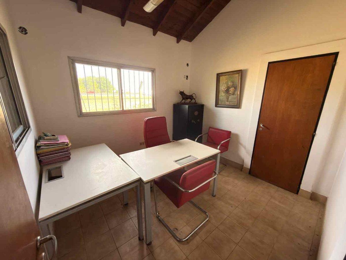 Foto de VENTA LOTE CON GALPON ACCESO CAMIONES SAN VICENTE, imagen 2