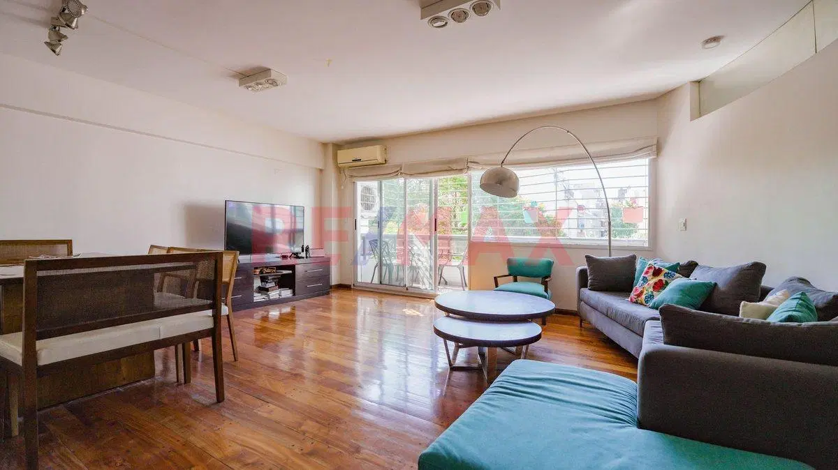 VENTA DEPTO 4 AMB + ESCRITORIO EN CABALLITO, COCH. 4
