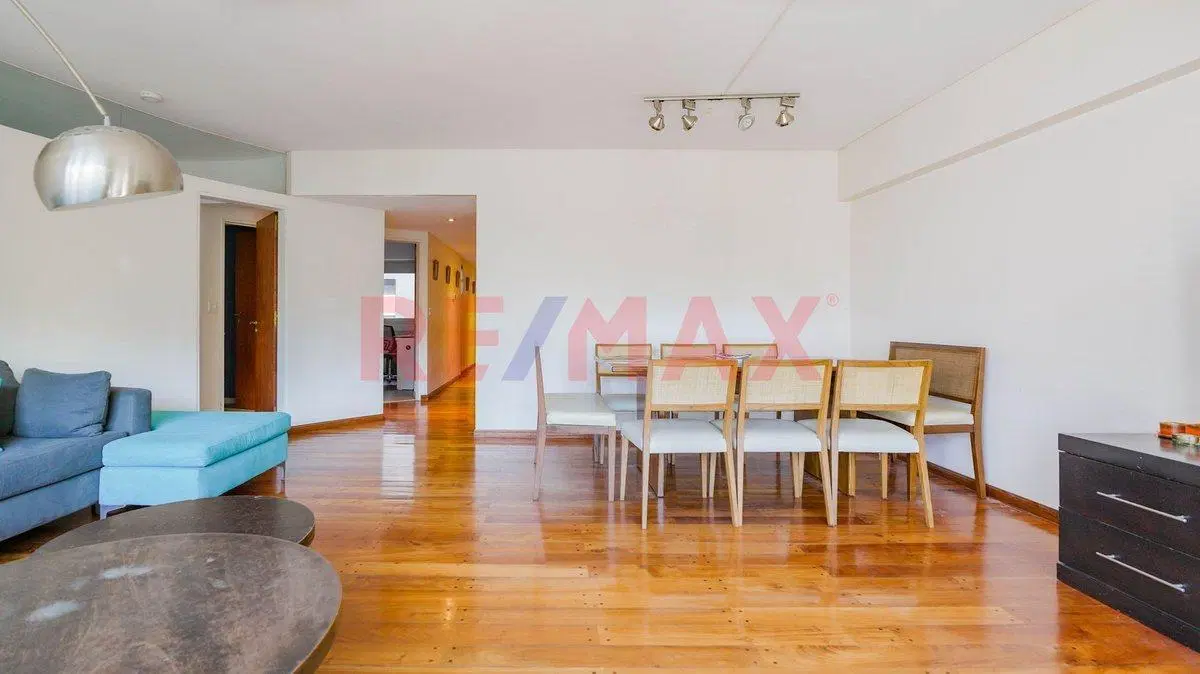 VENTA DEPTO 4 AMB + ESCRITORIO EN CABALLITO, COCH. 3