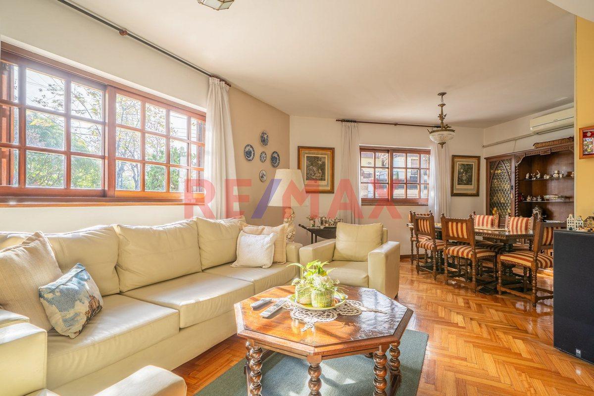 Foto de OPORT. CASA 4 AMB. CON COCHERA, PATIO Y TERRAZA, imagen 3
