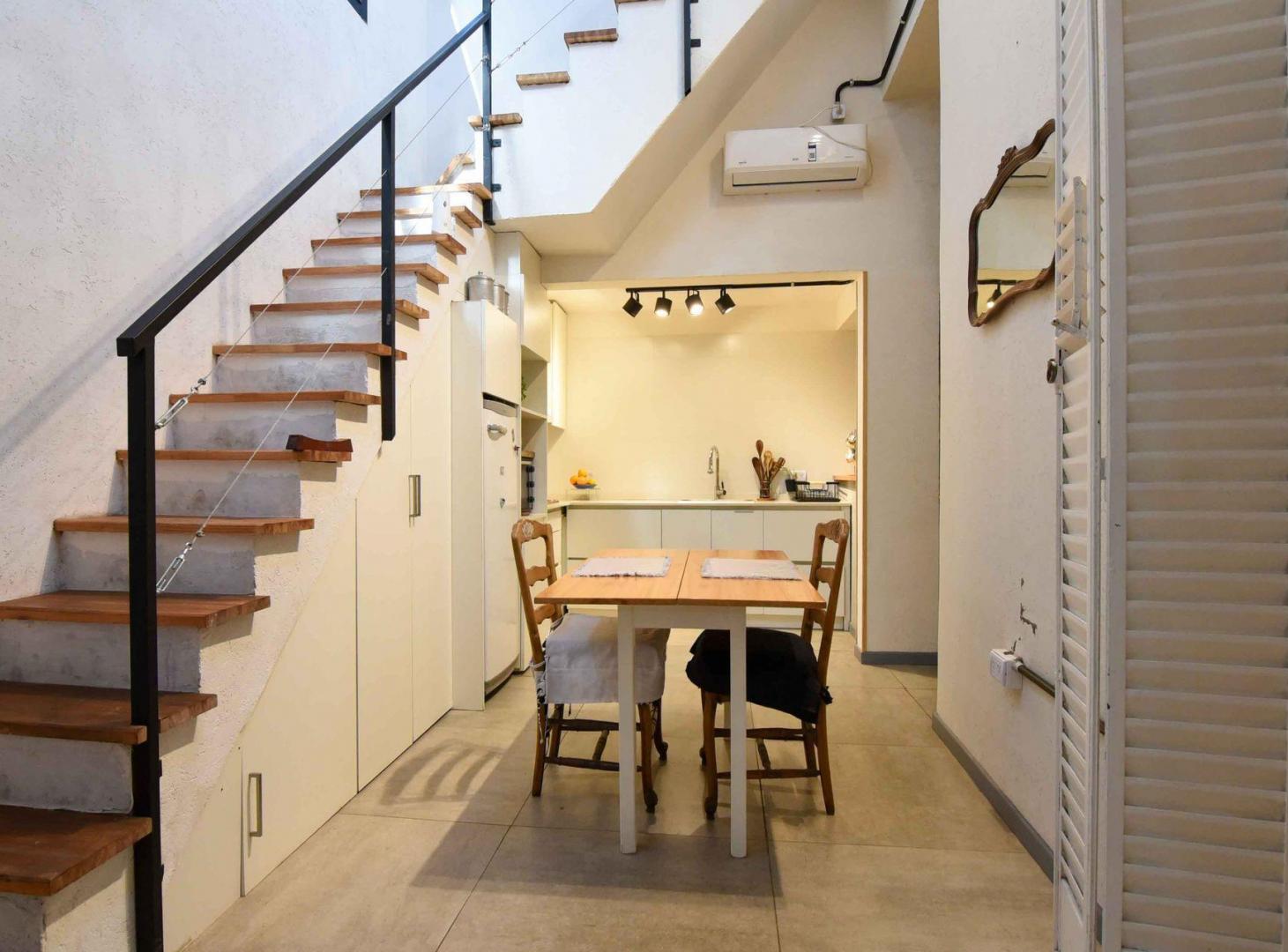 Foto de VENTA - PH 2 AMB CON TERRAZA RECICLADO A NUEVO, imagen 3