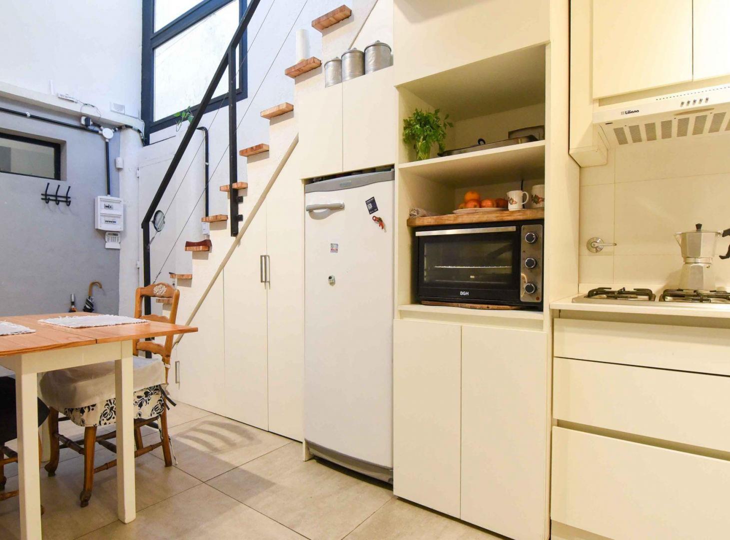 Foto de VENTA - PH 2 AMB CON TERRAZA RECICLADO A NUEVO, imagen 2