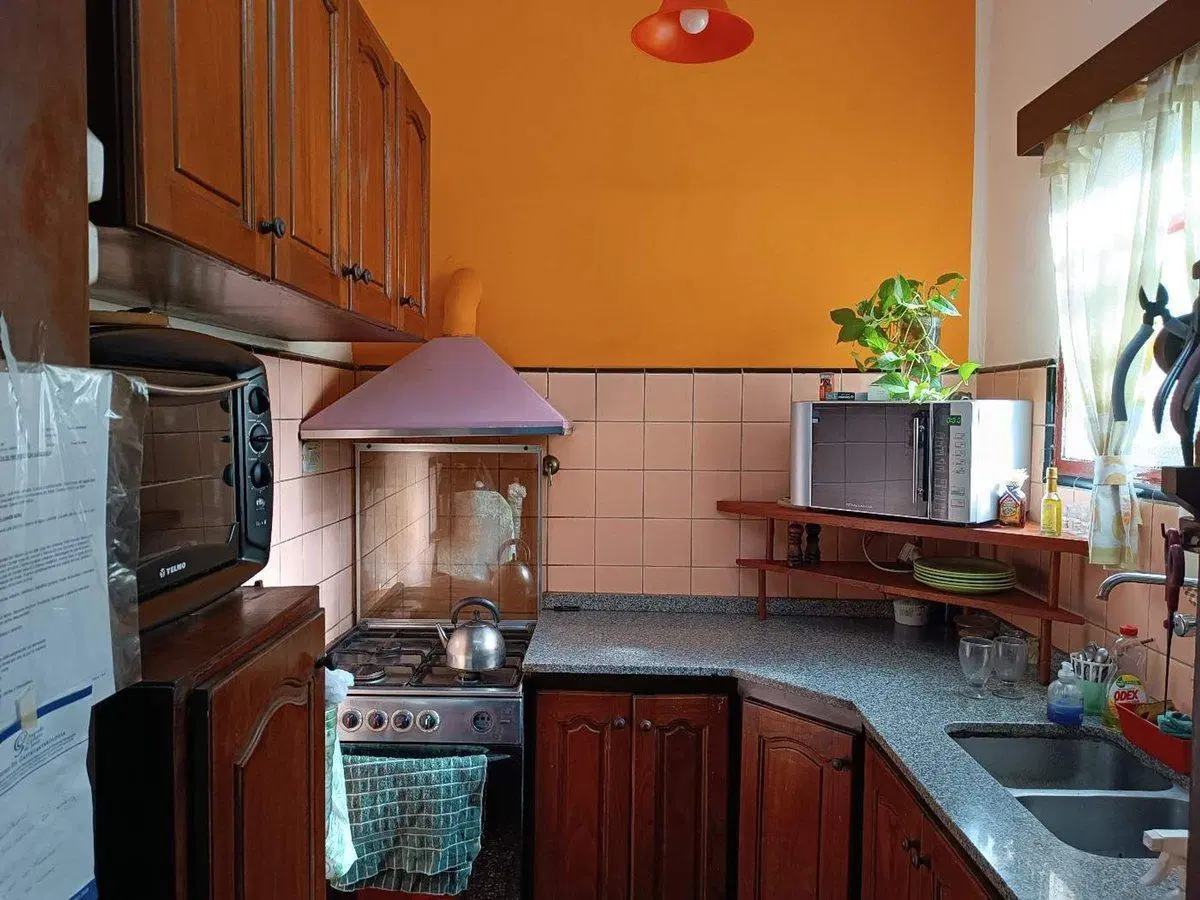 Venta Casa con terreno Bernal Wilde 2