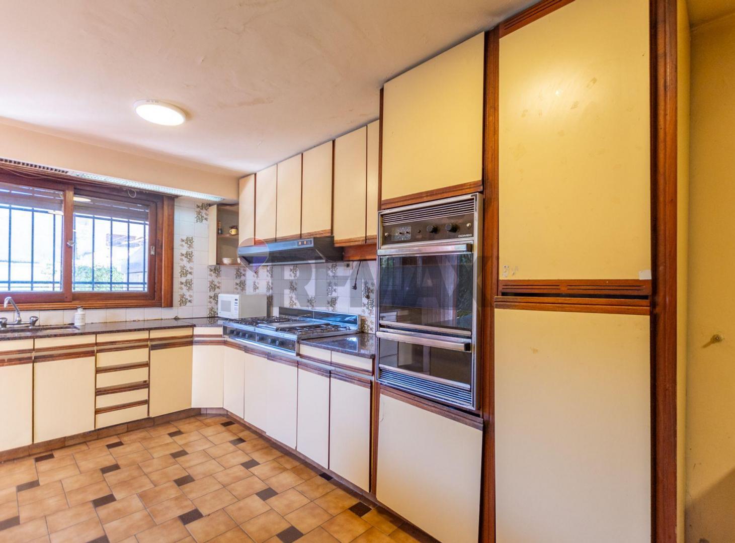 Foto de VENTA CASA JARDIN PISCINA QUINCHO COCHERA, imagen 5