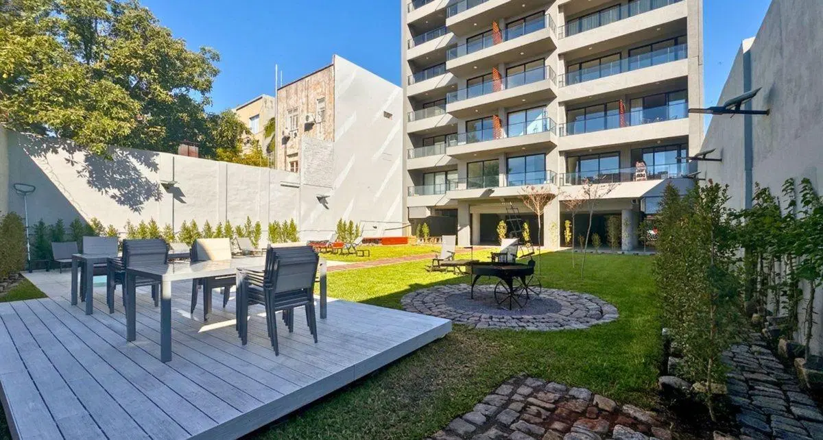 Monoambiente c/ Balcón y Amenities en Coghlan 2