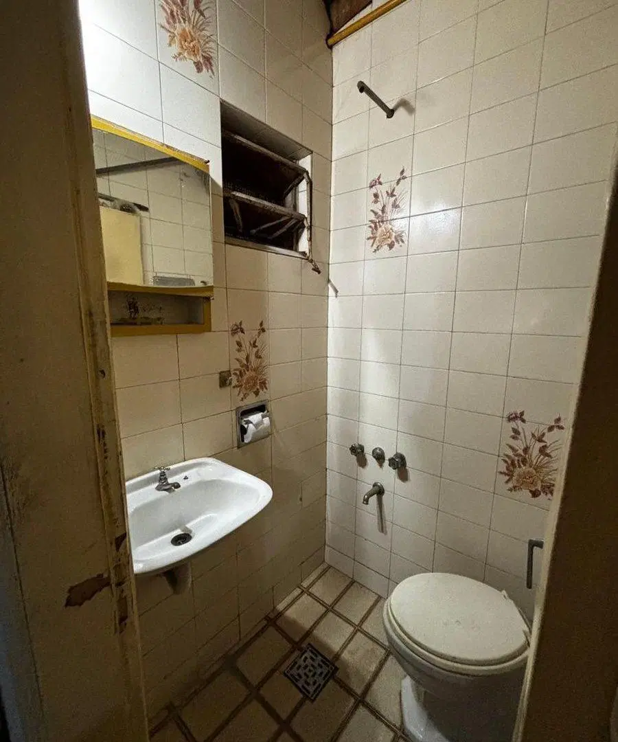VENTA casa 4 amb Caseros 4