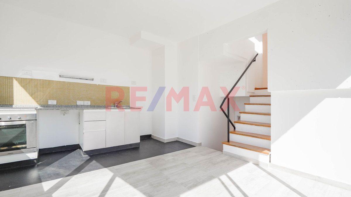 Foto de VENTA DEPTO . 3 AMBIENTES . ABASTO . + BALCONES, imagen 4