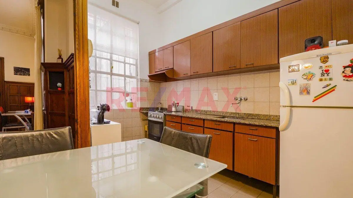 VENTA DEPTO 4 AMBIENTES . MONSERRAT. EDIF DEL ARCO 4