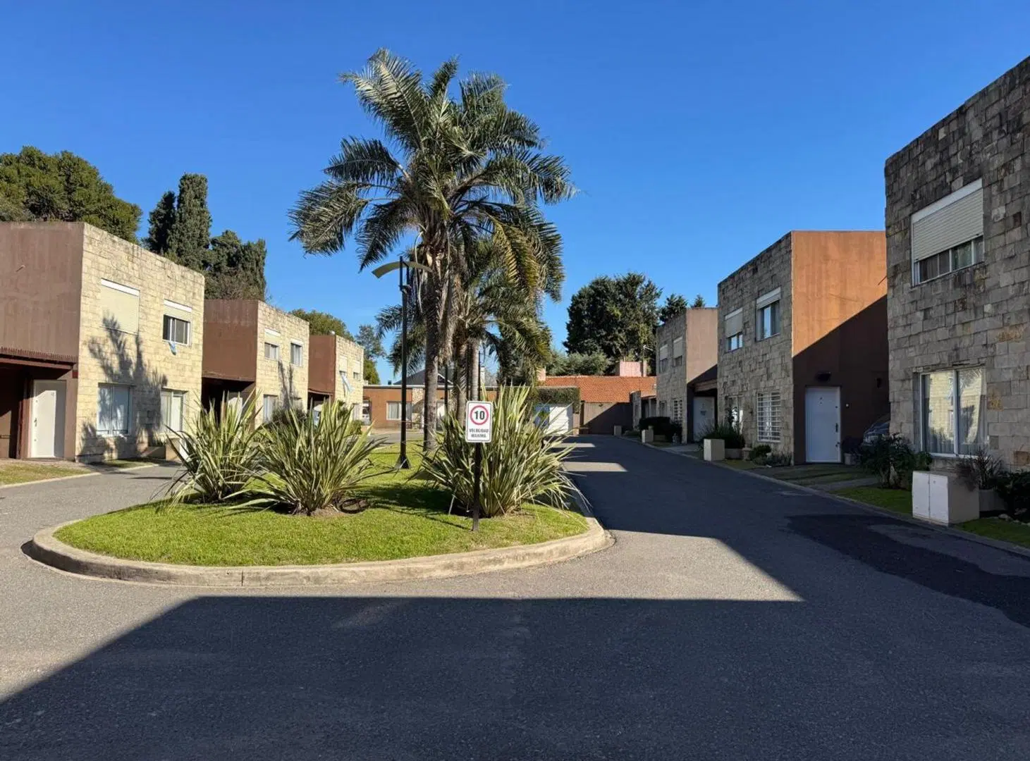 ALQUILER DUPLEX 4 AMB, BARRIO CERRADO, TORTUGUITAS 4