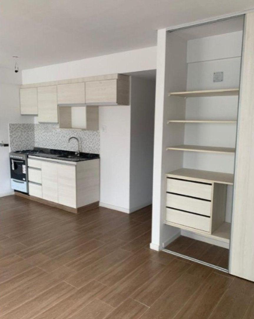 Foto de Oport. en Colegiales – Monoambiente con balcón, imagen 3