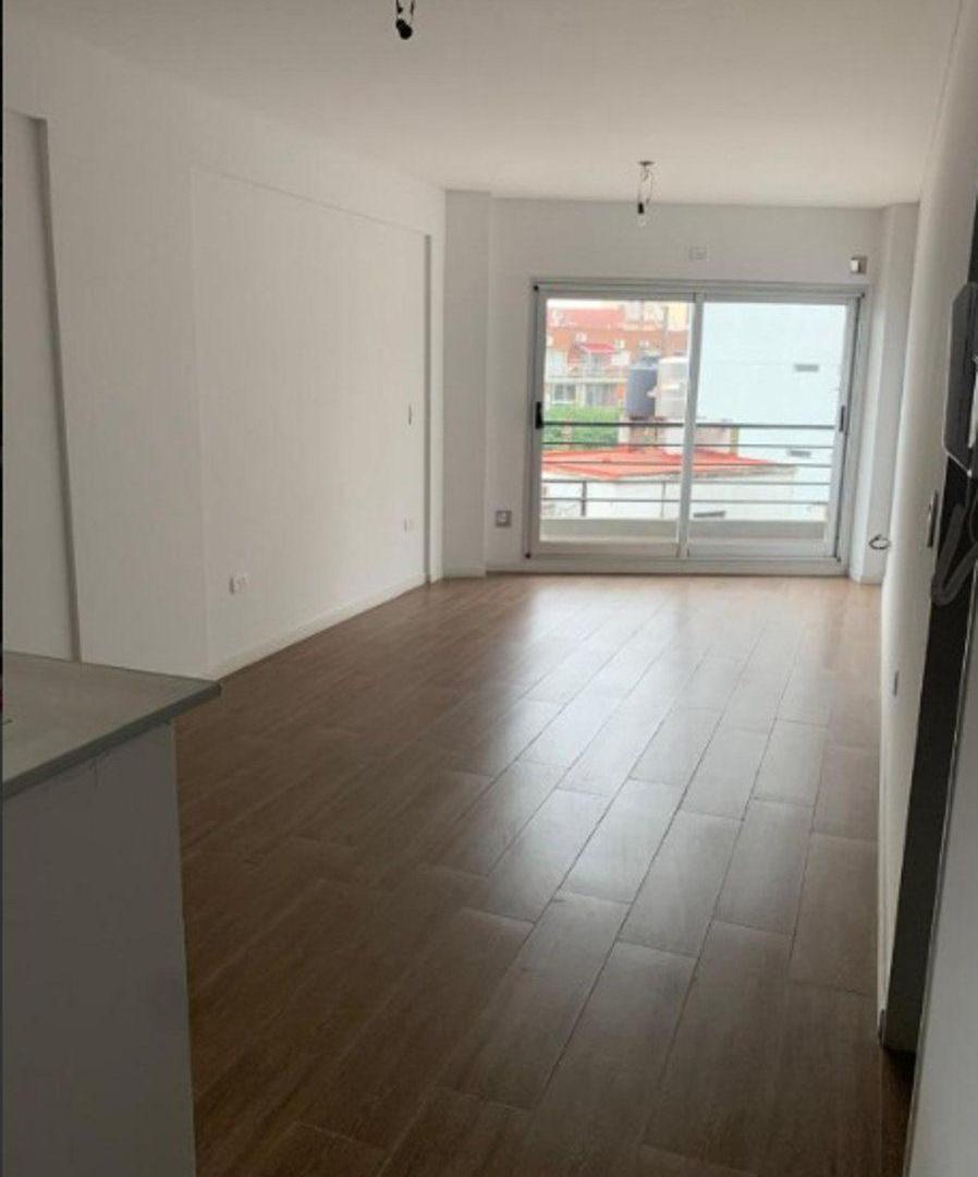 Foto de Oport. en Colegiales – Monoambiente con balcón, imagen 1