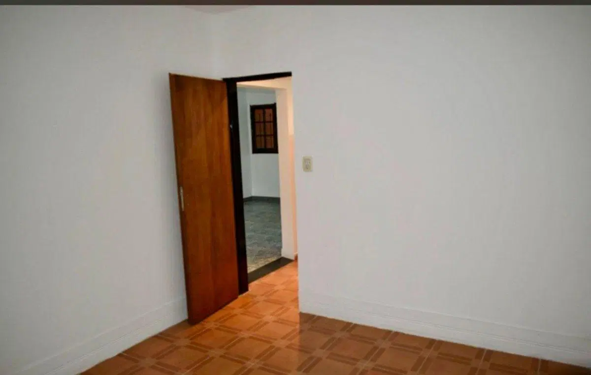 VENTA CASA 3 AMB FONDO LIBRE 3