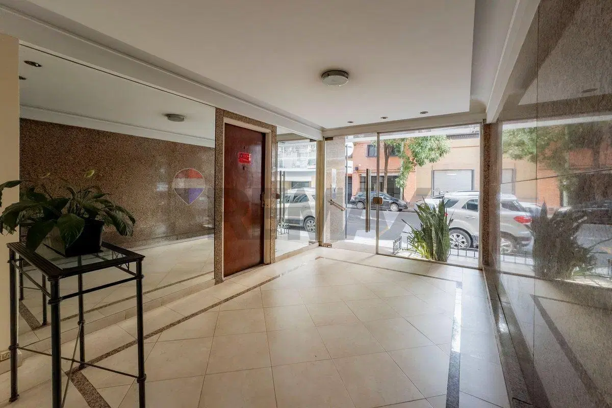 VENTA 3 AMB CON DEPENDENCIA, JARDIN Y QUINCHO 5