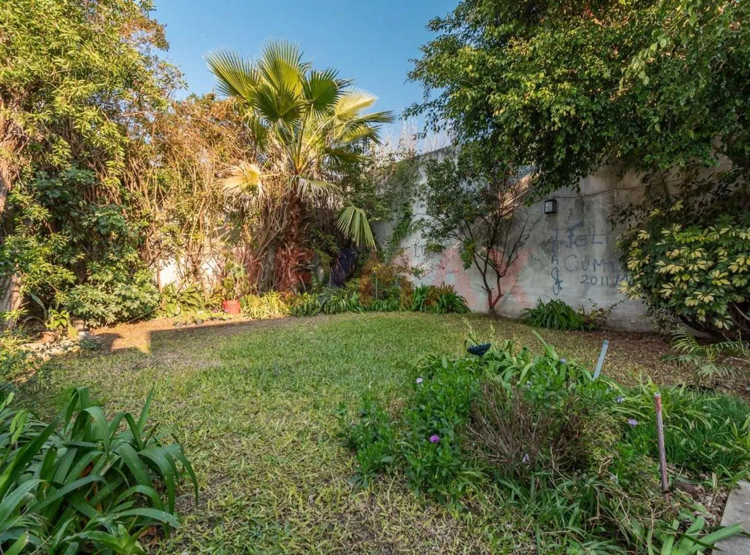Casa  Venta  5 Amb. en San Martin Cochera + Jardín 2