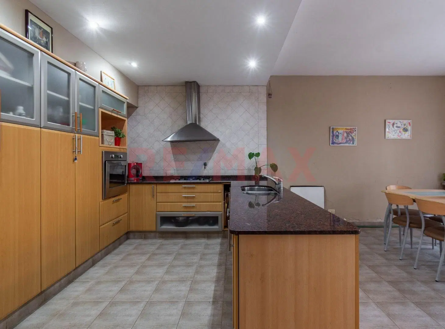 Casa  Venta  5 Amb. en San Martin Cochera + Jardín 4