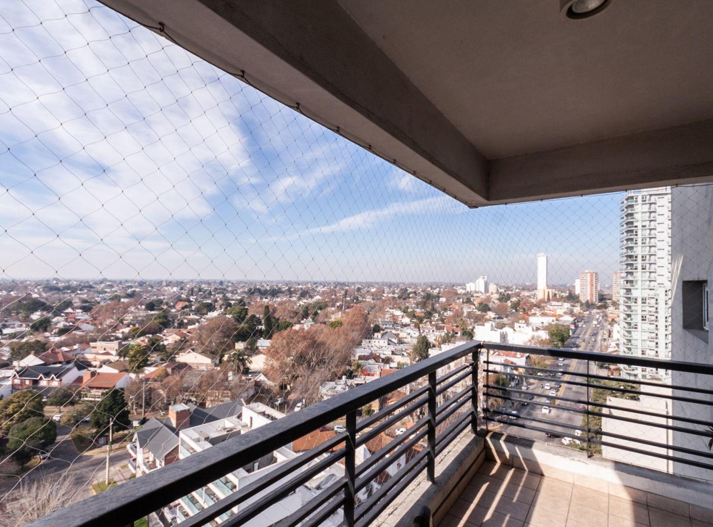 Foto de VENTA 3 AMB SUM PARRILLA COCHERA BALCON EN LOMAS, imagen 3
